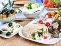 Гръцка мусака с кайма и зеленчуци Как се приготвя гръцкото ястие мусака