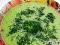 Cauliflower soup with zucchini Cauliflower and zucchini puree soup