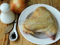Задушено пиле в бавна готварска печка Консервирано пиле в бавна готварска печка